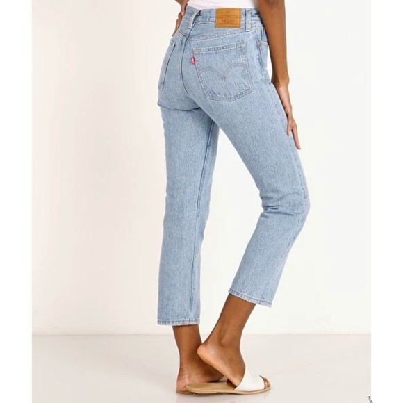 Levi's Jeans Women’s 30 Light Blue Wedgie Straight Ankle High Rise LIKE NEW! - Picture 3 of 11
